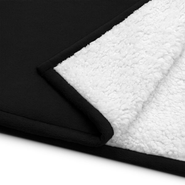 Premium sherpa blanket - Image 2